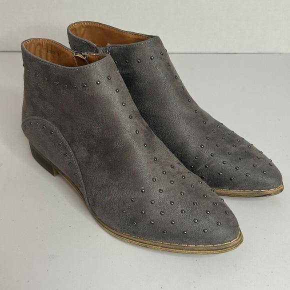 Mi.im Miim Grey Suede Booties Studded Ankle Boots Zip Up Shoes Womens Size 6.5 - Picture 2 of 10